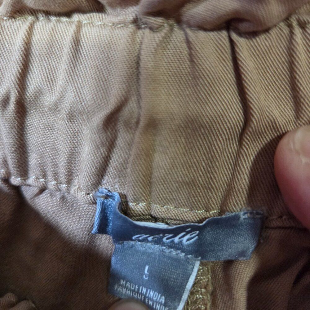 EUC AERIE TAN LYOCELL SHORTS CUFFED SIZE LARGE - Picture 9 of 14